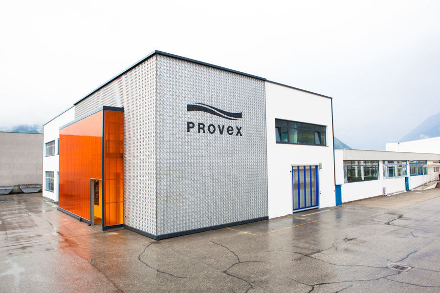Provex; Brunico; Sede Aziendale; Headquarters; Magazzino; cabine doccia; box cabina doccia; prodotti per la doccia; monovolume architecture + design; architettura Alto Adige; monovolume architetti
