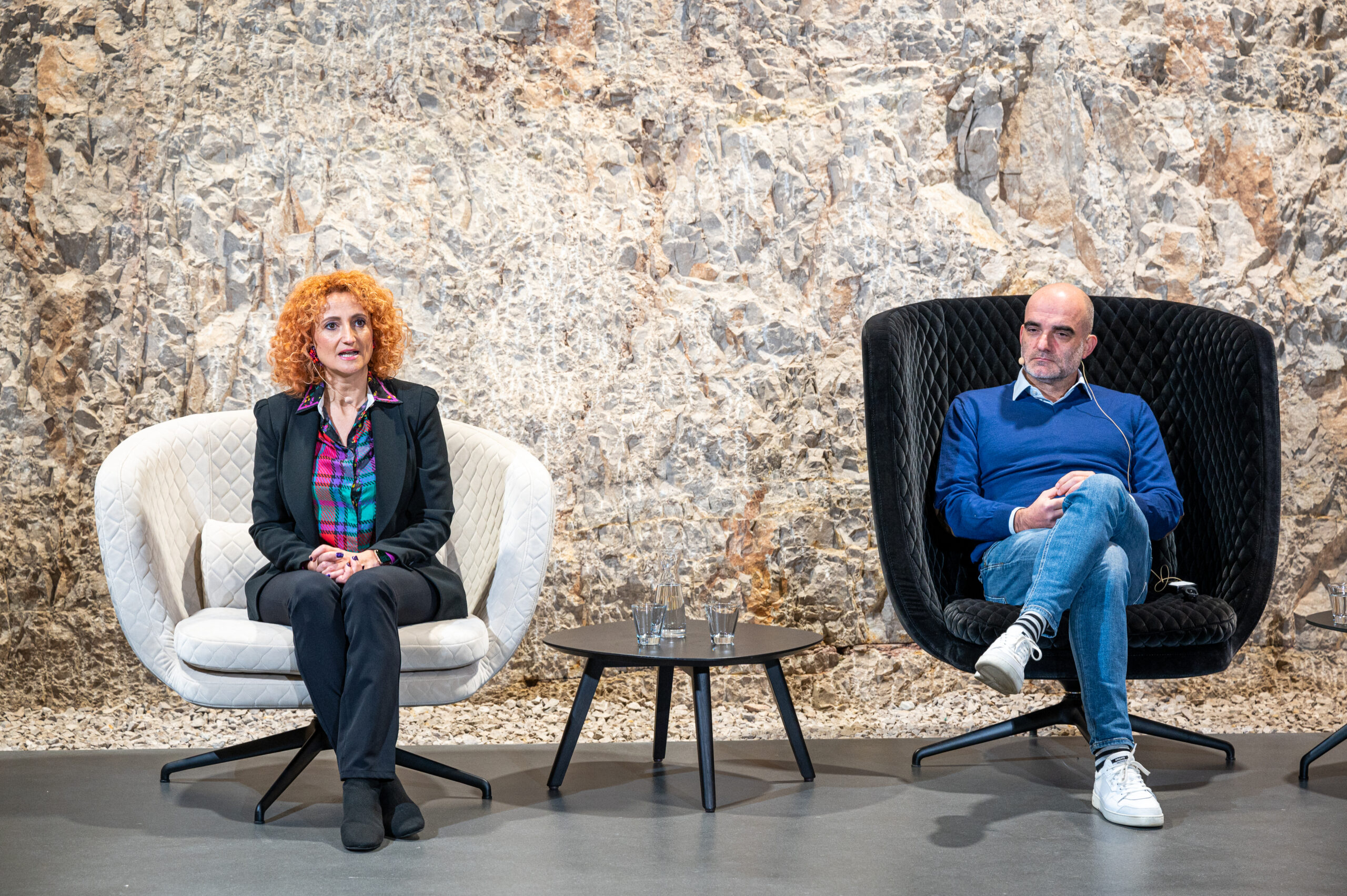 Evento architettura; Alpine Ansichten 2021; talk; Vitralux; studio monovolume architecture + design; monovolume Bolzano; architettura Alto Adige; studio architettura Bolzano; monovolume architetti
