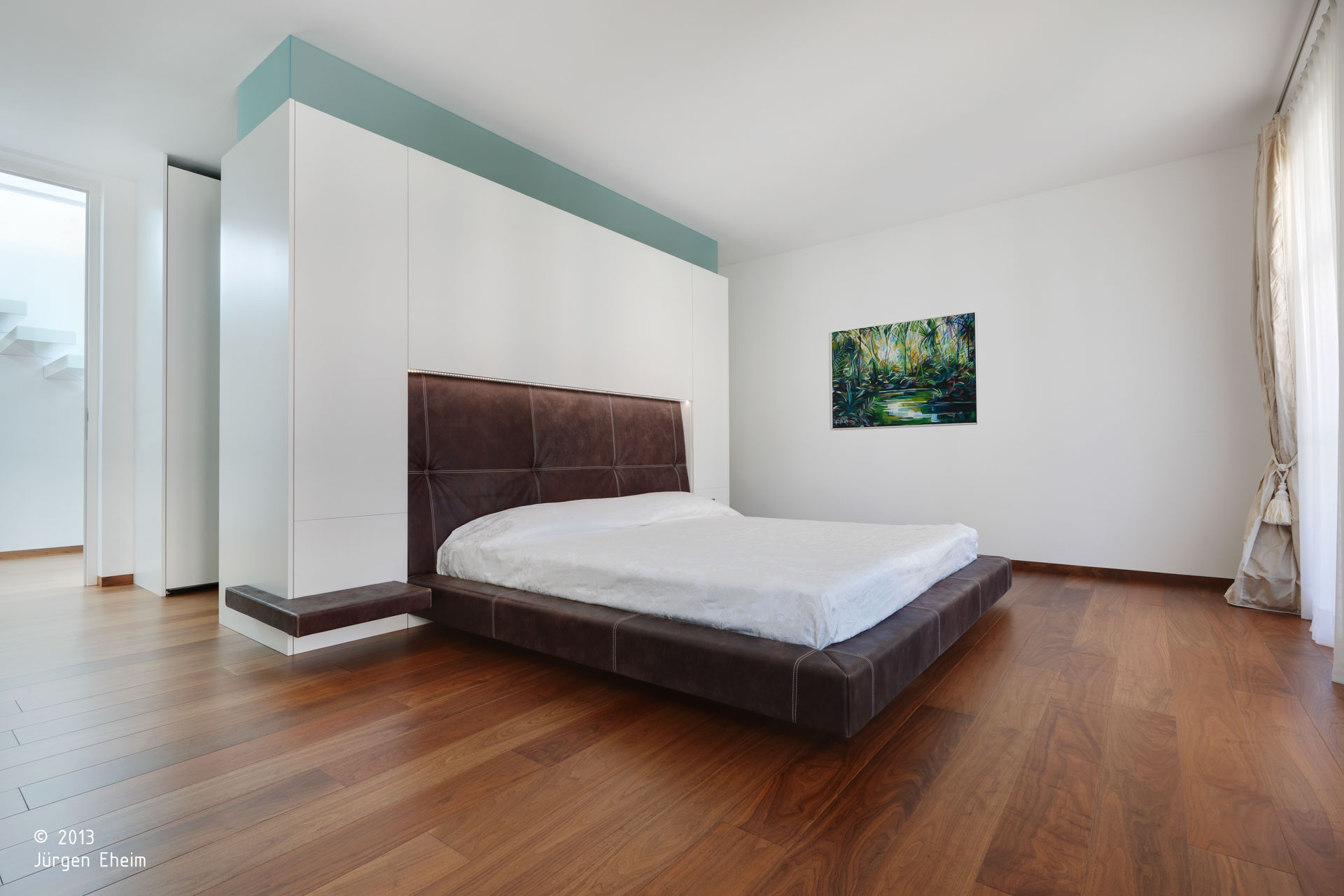 Appartamento K; Bolzano; ristrutturazione; interior design; monovolume architecture + design; architettura Alto Adige; Corian, scala Corian, architettura moderna; monovolume architetti