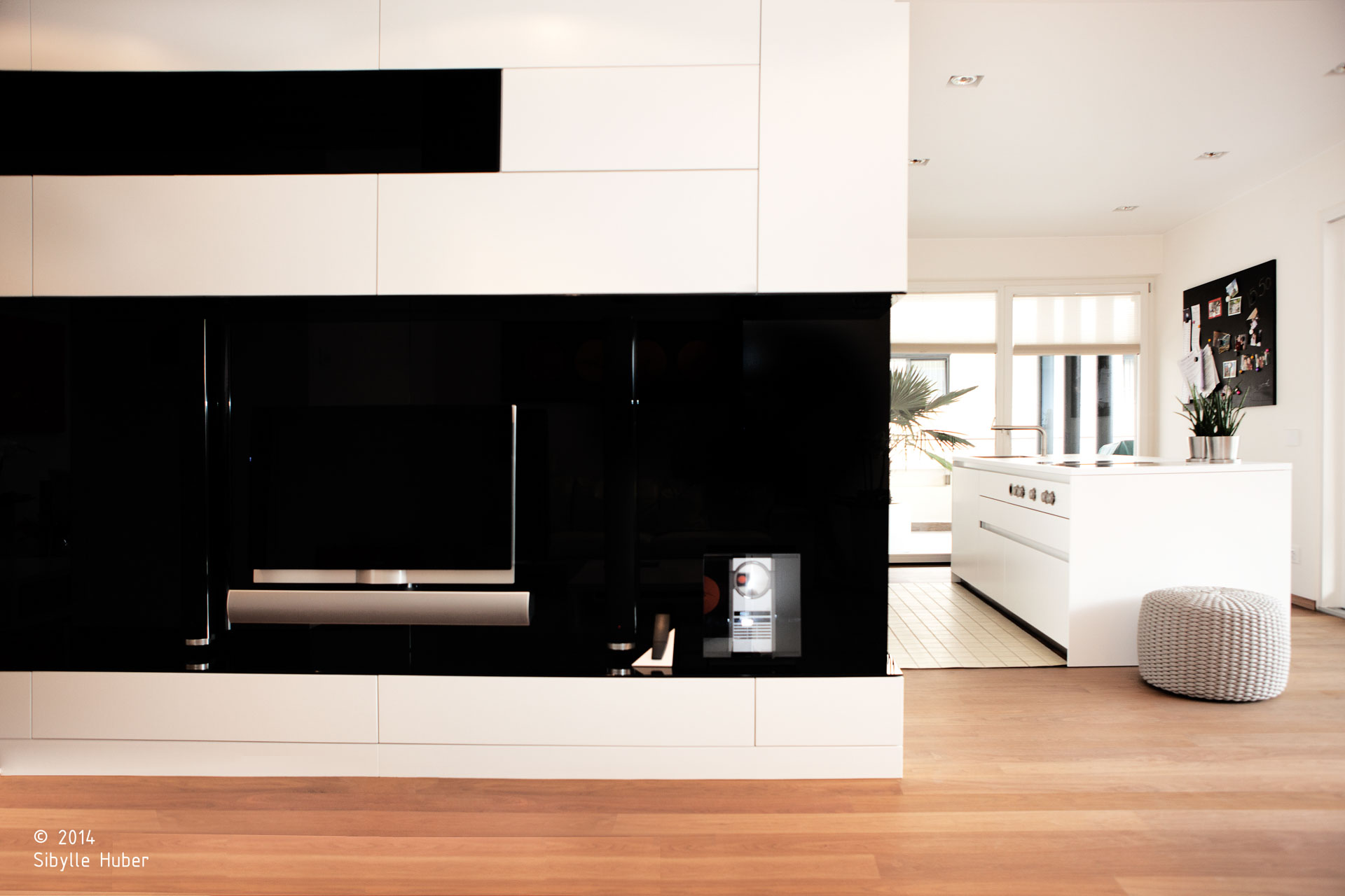 Appartment N; Bolzano; renovation; interior design; studio monovolume architecture + design; architecture South Tyrol; offices; terrace design; kitchen design; modern architecture; monovolume architects