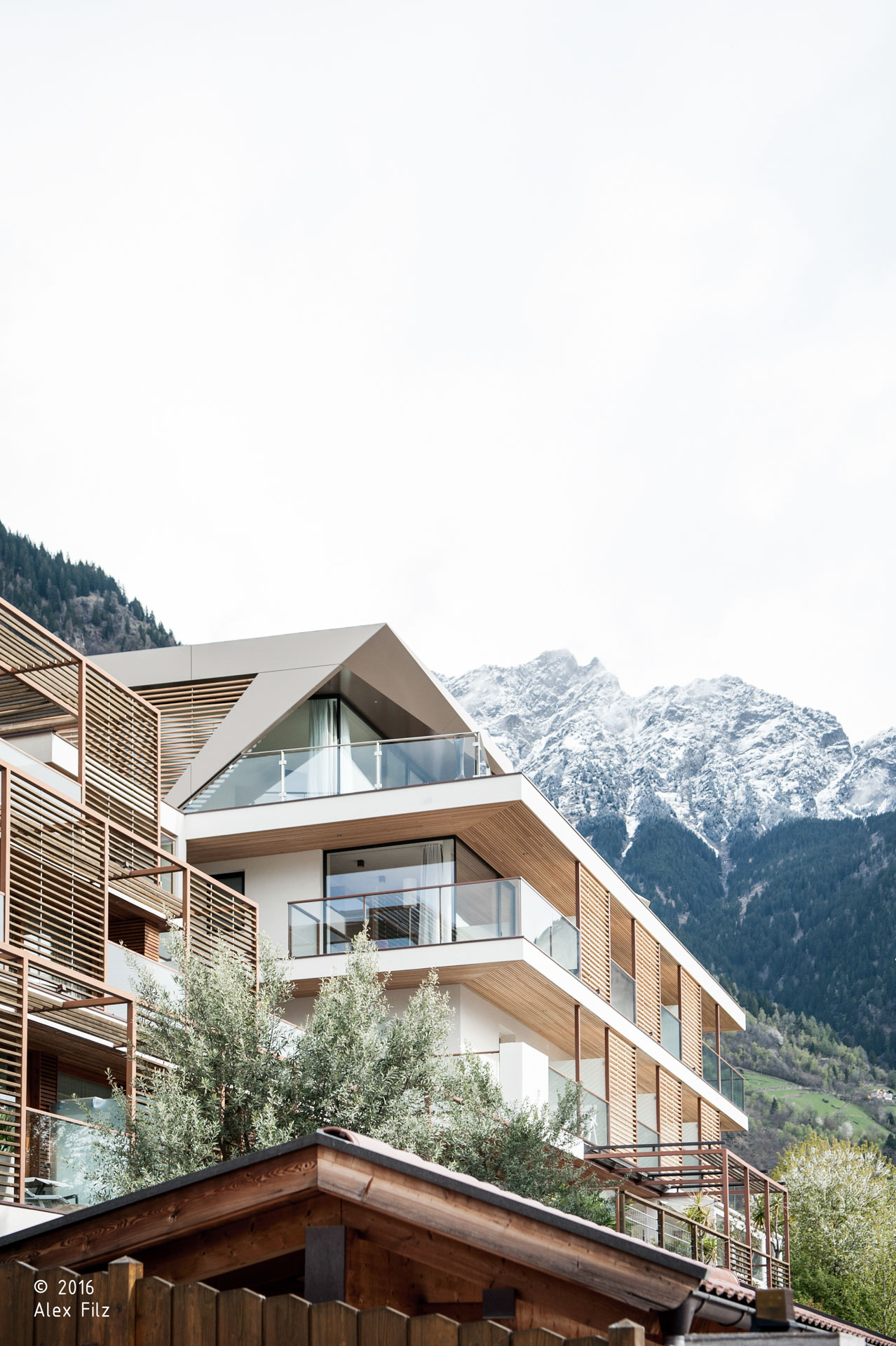 Hotel burgund, burgund boutique hotel; relax hotel; lifestyle hotel; hotel, vacanza a merano e dintorni; relax; monovolume architecture + design; architettura Alto Adige; architettura moderna; monovolume architetti