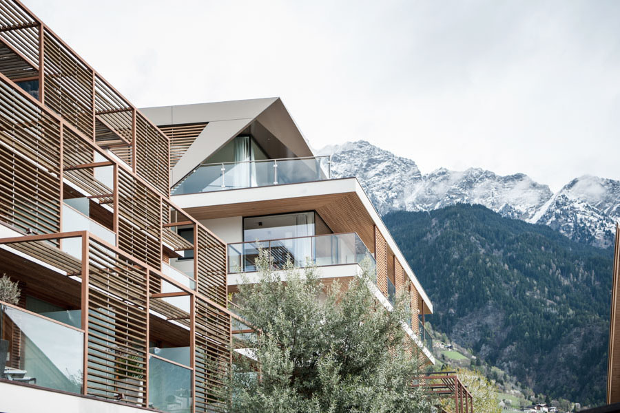 Hotel burgund, burgund boutique hotel; relax hotel; lifestyle hotel; hotel, vacanza a merano e dintorni; relax; monovolume architecture + design; architettura Alto Adige; architettura moderna; monovolume architetti