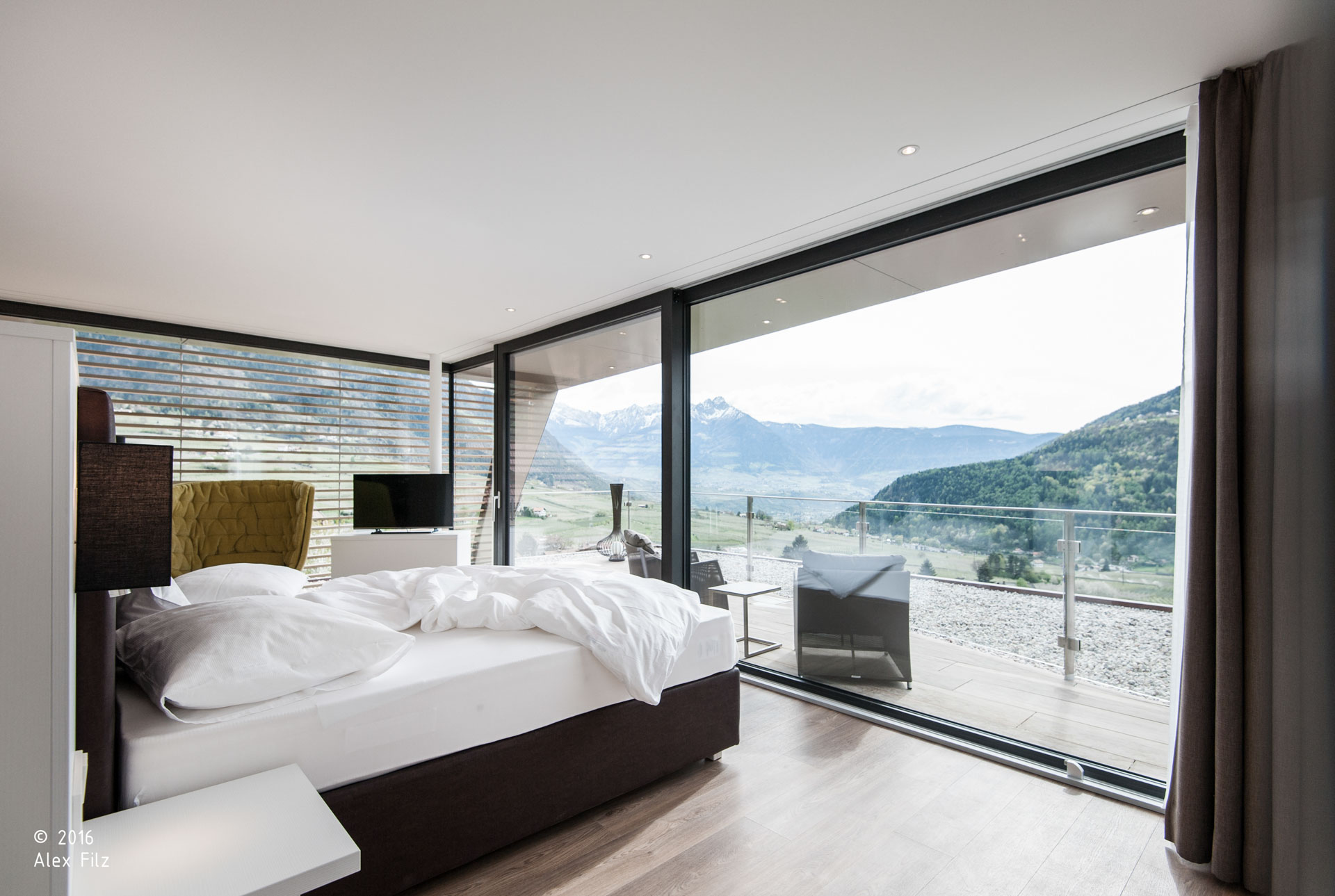 Hotel burgund, burgund boutique hotel; sauna hotel; lifestyle hotel; hotel, vacanza a merano e dintorni; spa alto adige; relax; monovolume architecture + design; architettura Alto Adige; architettura moderna; monovolume architetti