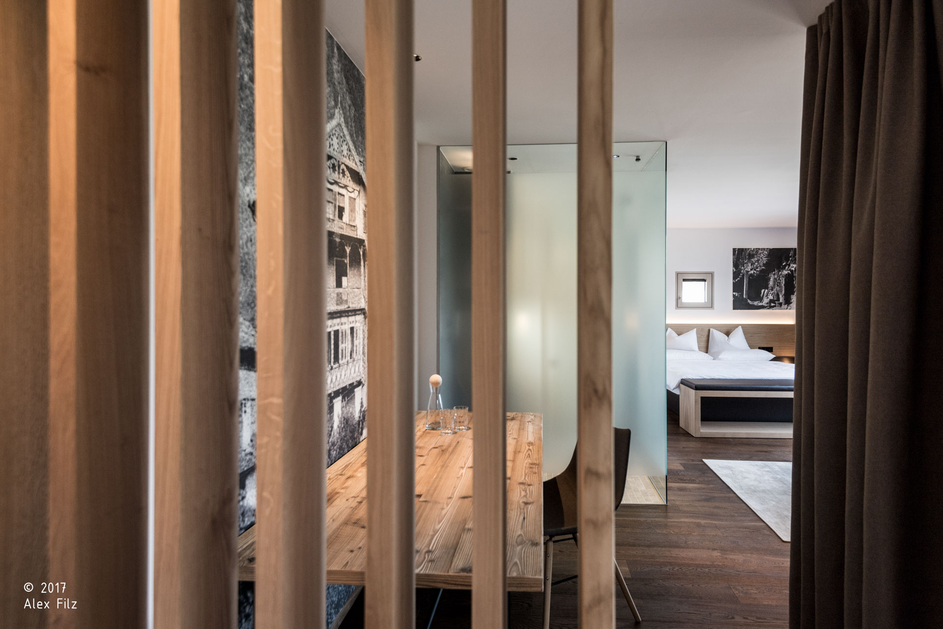 Alpin & Stylehotel DIE SONNE, Parcines; infinitypool; piscina; Tradizioni; Archittura alpina, hotel, vacanza a merano e dintorni; relax; monovolume architecture + design; architettura Alto Adige; architettura moderna; monovolume architetti