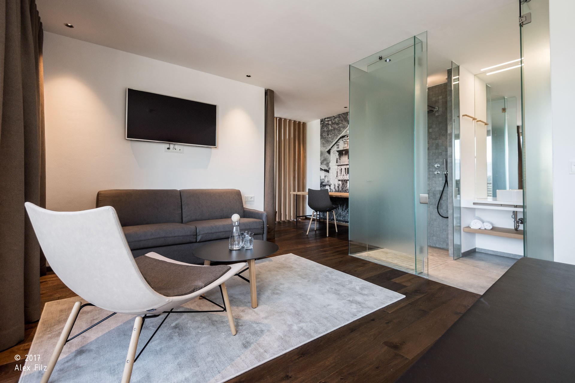 Alpin & Stylehotel DIE SONNE, Parcines; infinitypool; piscina; Tradizioni; Archittura alpina, hotel, vacanza a merano e dintorni; relax; monovolume architecture + design; architettura Alto Adige; architettura moderna; monovolume architetti