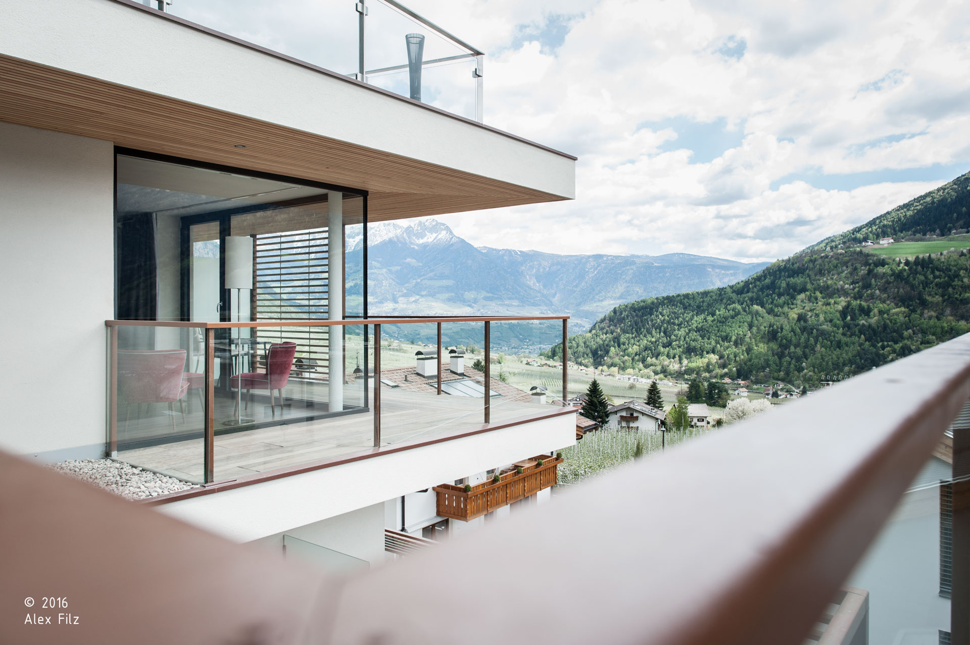 Hotel burgund, burgund boutique hotel; sauna hotel; lifestyle hotel; hotel, vacanza a merano e dintorni; spa alto adige; relax; monovolume architecture + design; architettura Alto Adige; architettura moderna; monovolume architetti