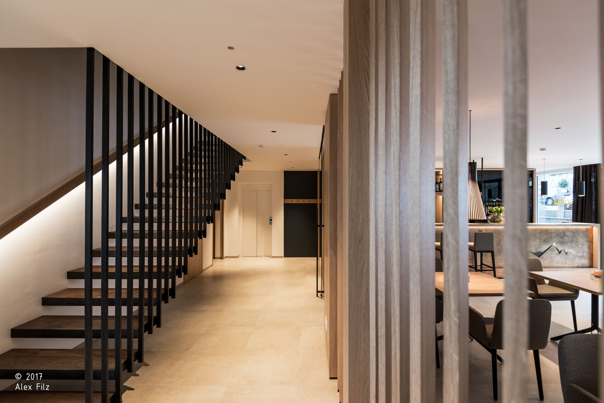 Alpin & Stylehotel DIE SONNE, Parcines; infinitypool; piscina; Tradizioni; Archittura alpina, hotel, vacanza a merano e dintorni; relax; monovolume architecture + design; architettura Alto Adige; architettura moderna; monovolume architetti
