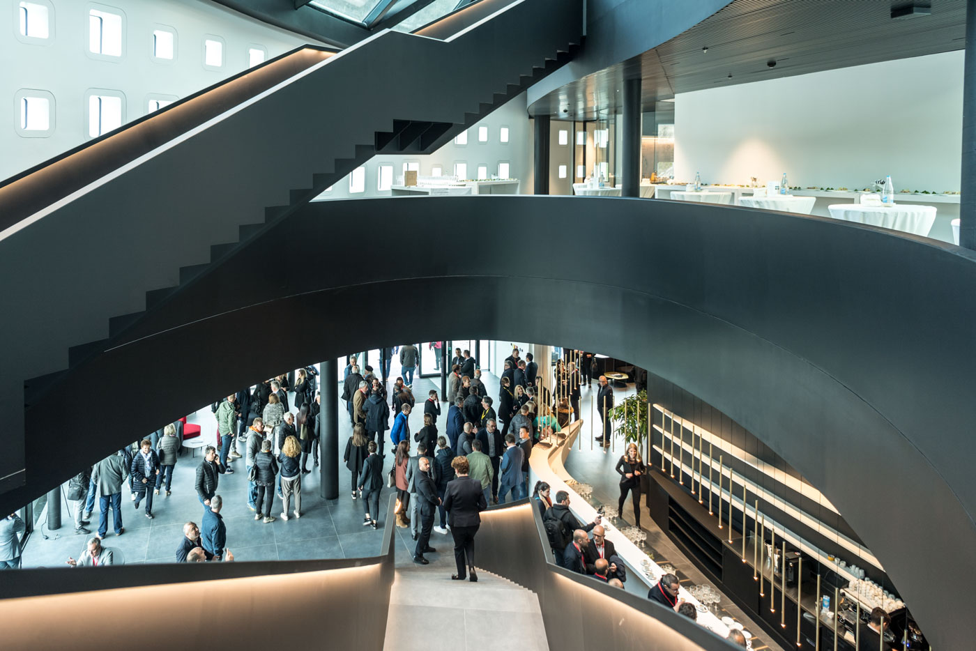 Evento architettura; Opening Durst Group; Inaugurazione 2017; studio monovolume architecture + design; monovolume Bolzano; architettura Alto Adige; studio architettura Bolzano; monovolume architetti